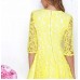فستان أصفر دانتيل ذو كم طويل العنق مستدير 