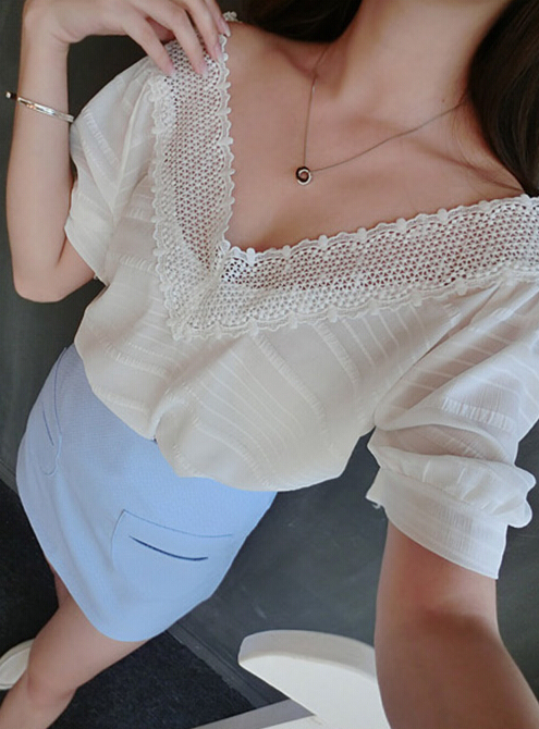 2015FashionWholesaleTopLaceSplitV-NeckLooseBlouse-ZHE060332