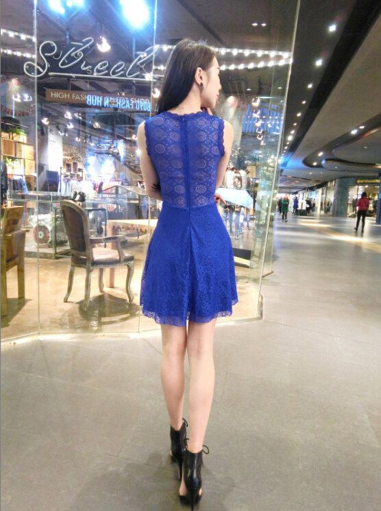 ChicDesignLacinessVNeckZipDress-XFK031541