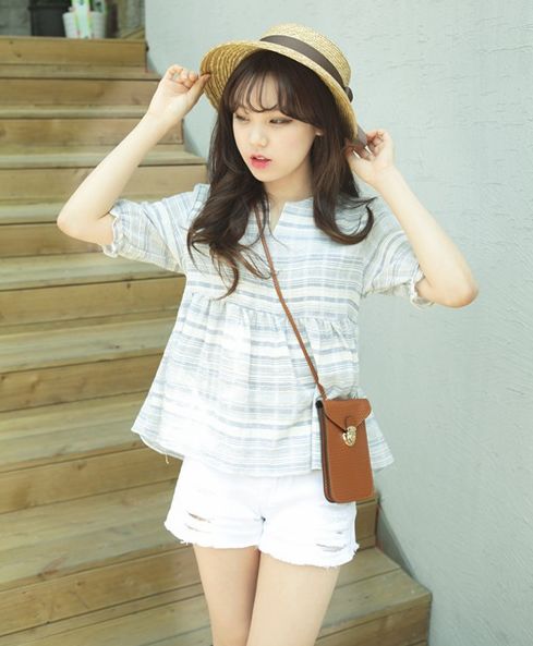 CuteFashion2014LadiesV-NeckFrillsPleatedPlaidBlousesTopSellingSweetShortSleeveSummerLatticeTops-FT061154