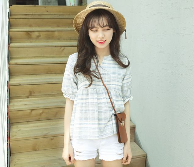 CuteFashion2014LadiesV-NeckFrillsPleatedPlaidBlousesTopSellingSweetShortSleeveSummerLatticeTops-FT061154