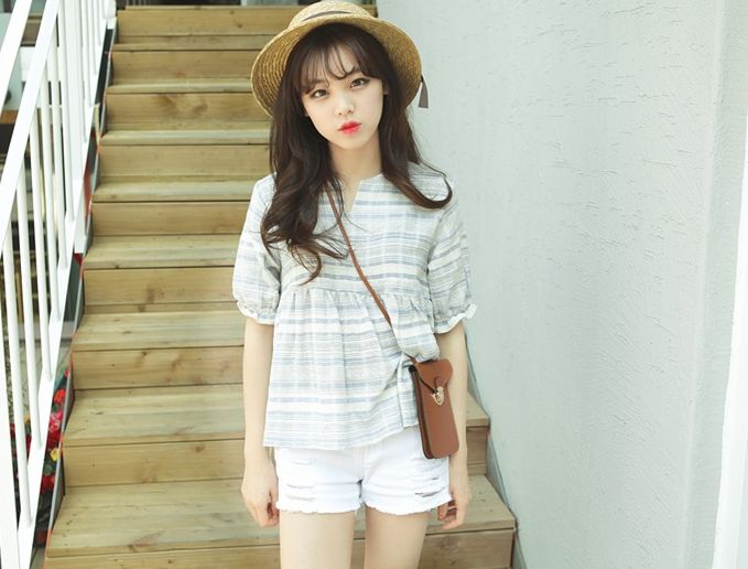 CuteFashion2014LadiesV-NeckFrillsPleatedPlaidBlousesTopSellingSweetShortSleeveSummerLatticeTops-FT061154