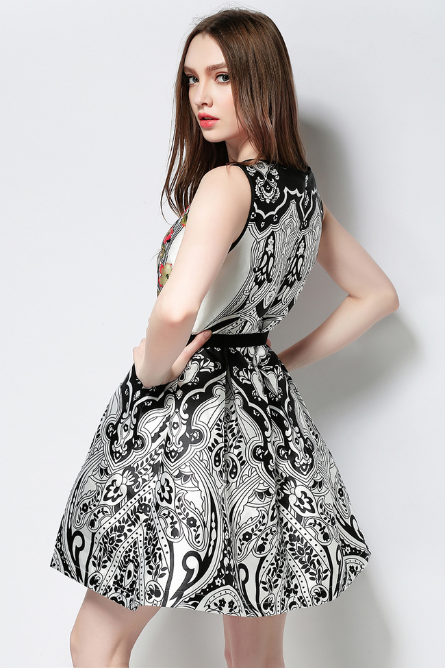 High-endEthnicPrintingSmartWaistSleevelessDressFluffyBackZipBoutiqueDressWithBelt-DFE042766