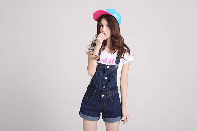 KoreanCuteGirlsDenimBibPantsTurn-upCuffOverallsShortsPocketCrossoverButtonsBracesTrousers-FT033113