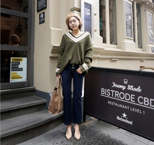 KoreanFashionV-NeckLongSleeveKnittingPulloverTop-HMK082541AG