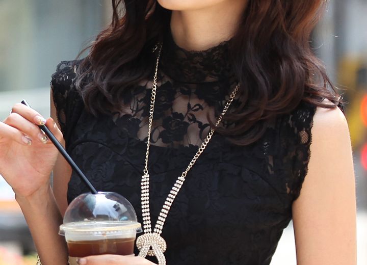 KoreanNewestLacePureColorLiningFittedBlackSleevelessBlouse-FR031103BA