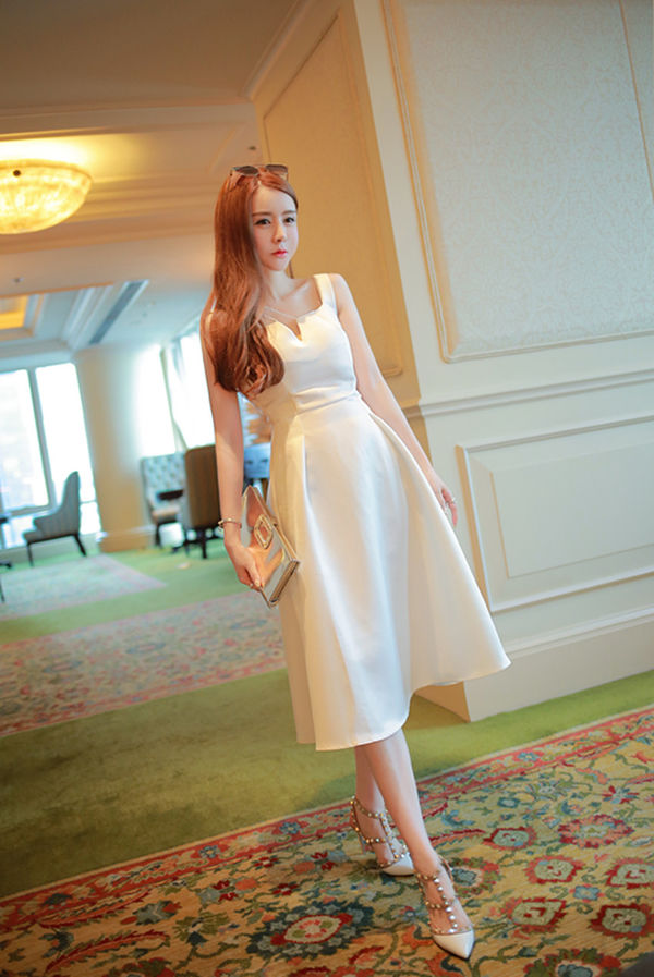 KoreanSexyBacklessStrapLongFormalDress-TZK051032