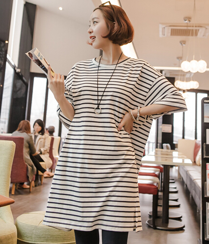 KoreanStyleShortSleeveStripedBaggyCottonTshirtForWoman-DFE042037