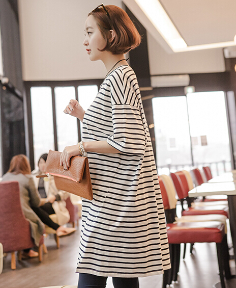 KoreanStyleShortSleeveStripedBaggyCottonTshirtForWoman-DFE042037