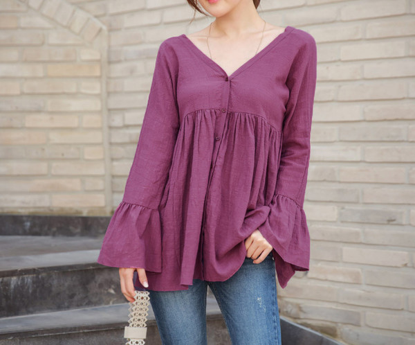 KoreanStyleVNeckFlareSleeveDollBlouse-CMK091444