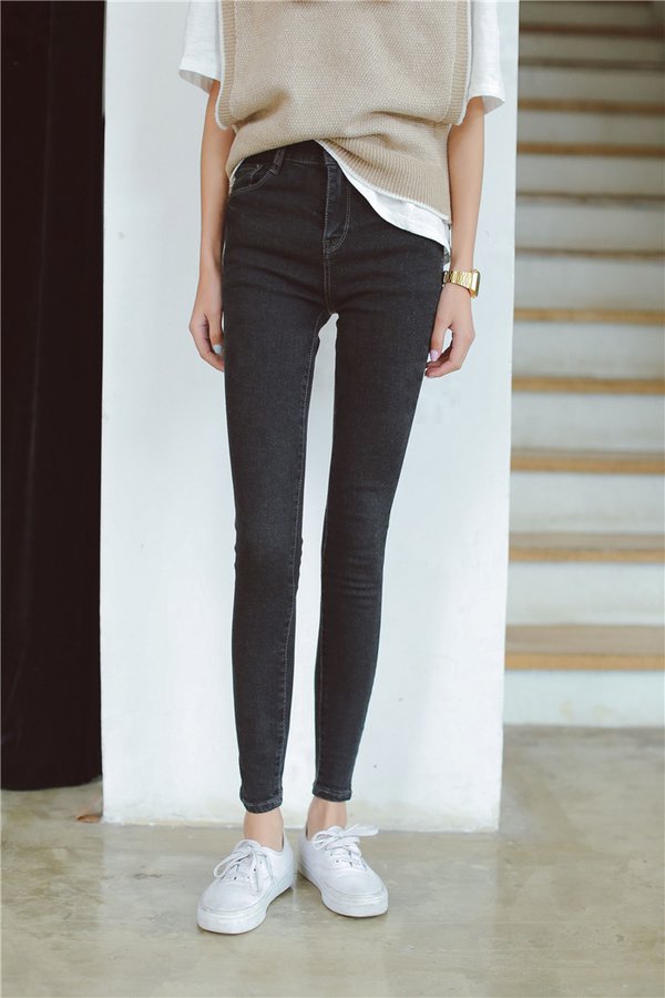 WholesaleFashionWomenLongSkinnyPocketsBlackPencilJeans-ZME100824BA